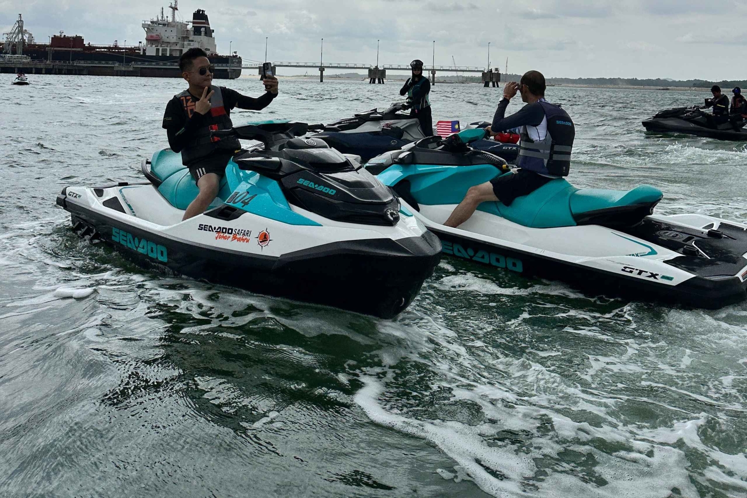Johor Bahru: Seadoo JetSki 150 minuters självkörningstur (dubbelt)