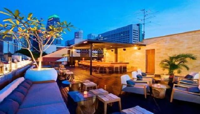 La Terraza Rooftop Bar