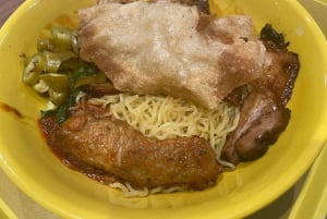 Assaporare Singapore: Un viaggio culturale nel cibo di strada