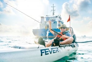 Singapore: 4-hour Kayak Fishing Tour
