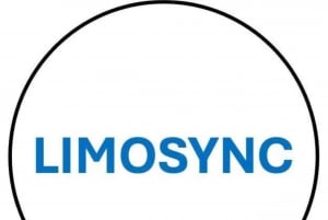 Singapore: Airport Transfer with More Comfort & Space