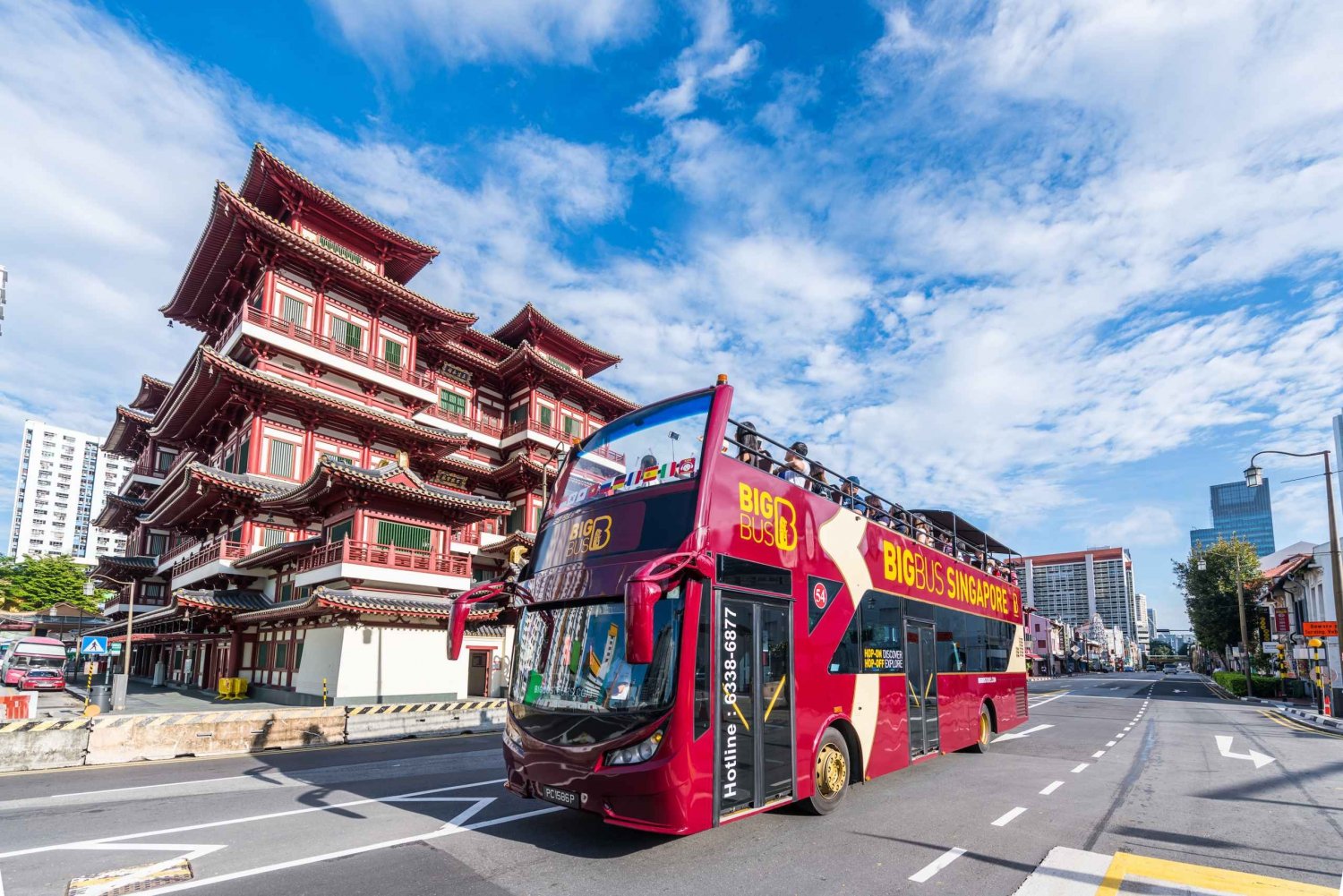 Singapore: Hop-On Hop-Off Sightseeing Bus Tour