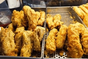 Singapore: Bugis & Kampong Glam Walking Tour with Snacks