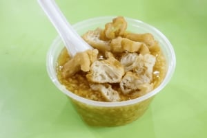 Singapore: Bugis & Kampong Glam Walking Tour with Snacks