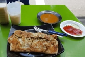 Singapore: Bugis & Kampong Glam Walking Tour with Snacks