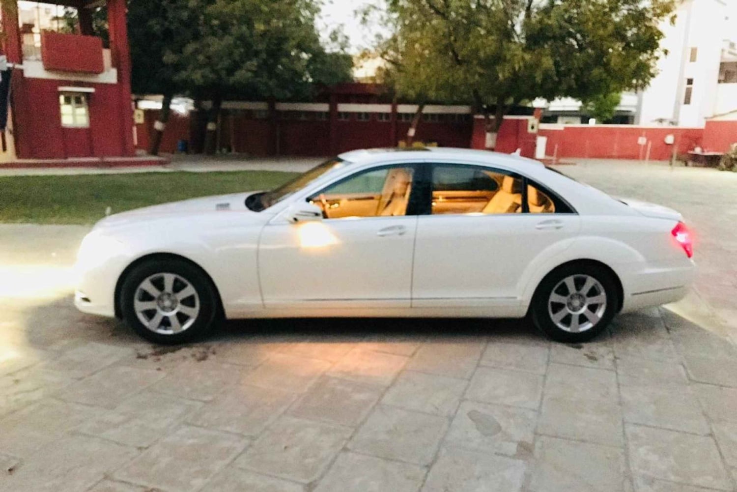 Singapore Changi lufthavn: Privat flyplasstransport