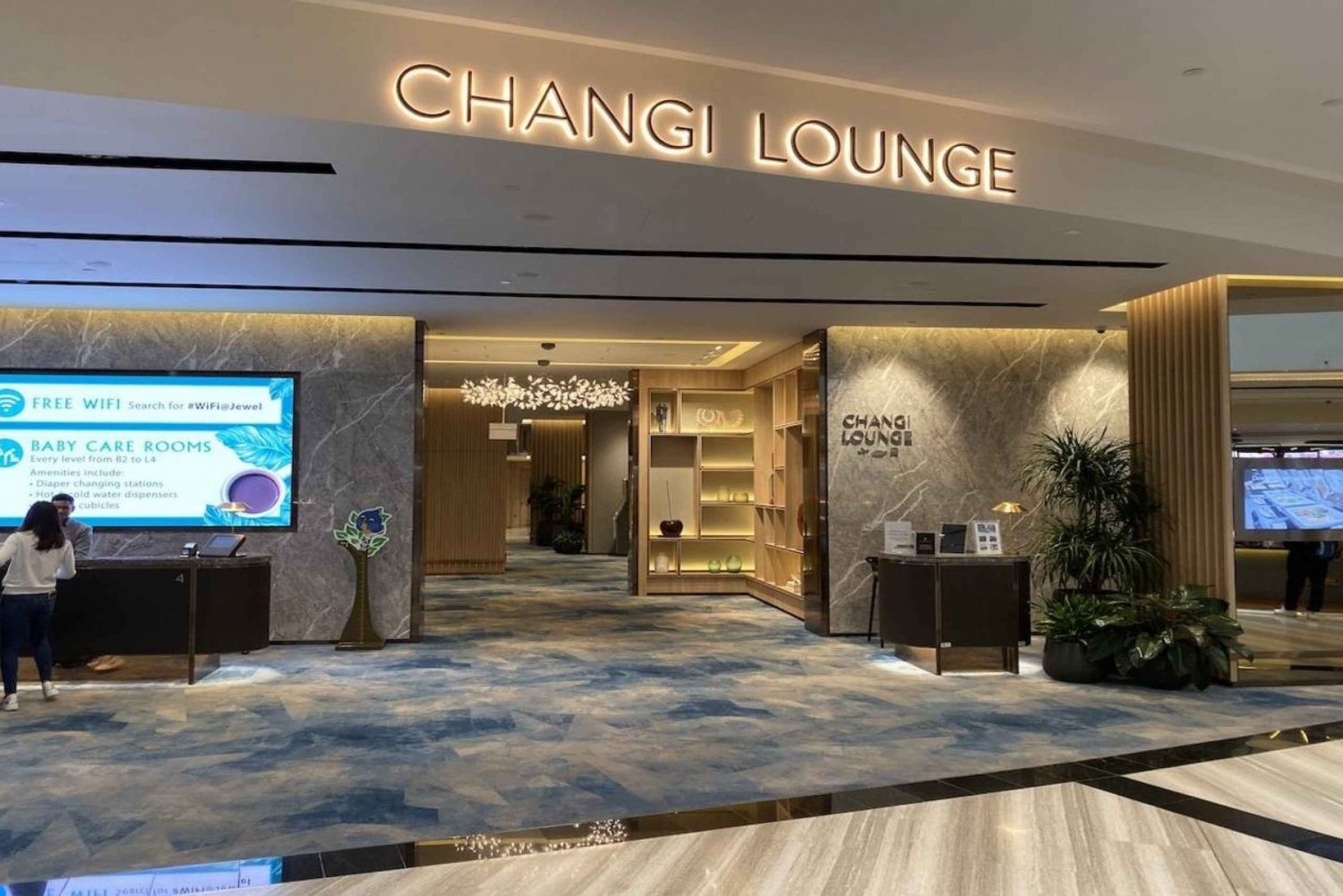 Singapore: Changi Lounge Access at Jewel Changi Airport