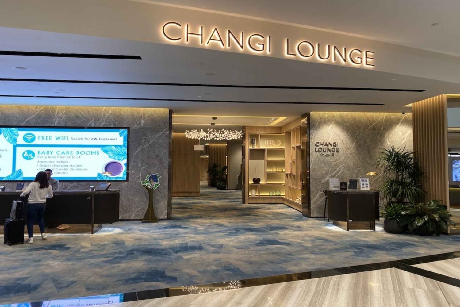 Singapore: Changi Lounge Access at Jewel Changi Airport