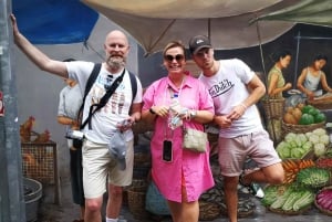 Singapore: Chinatown and Little India Guided Walking Tour