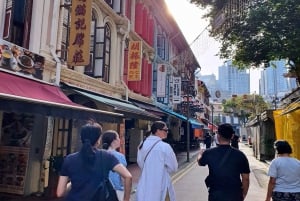 Singapore: Chinatown and Little India Guided Walking Tour