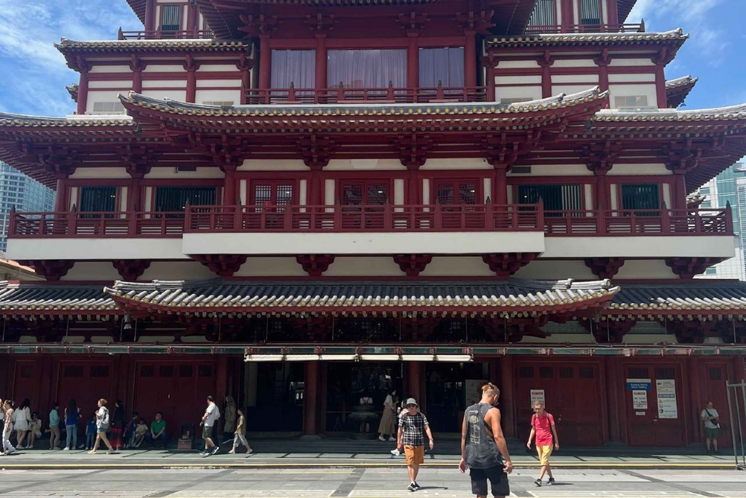 Singapore: Chinatown Clans History and Food Tour