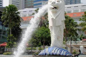 Singapur: Stadtführung & Jurassic World in den Gardens by the Bay