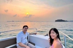 Singapore Speedboat Cruise & Dining Experience