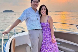 Singapore Speedboat Cruise & Dining Experience