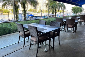 Singapore Speedboat Cruise & Dining Experience