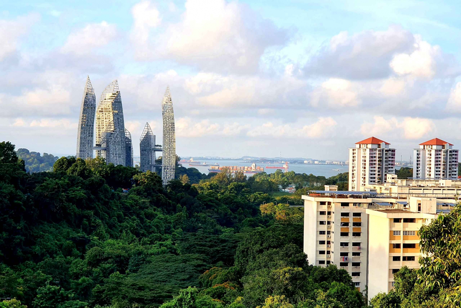 Singapore: Faber Peak Guided Walking Tour with Breakfast