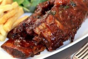 Singapur: Paquetes de comida y bebida de Grill Ninety Nine