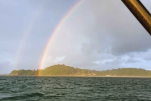 Singapore: Guided Boat Tour and Kelong Fish Farm Visit