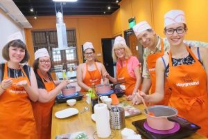 Singapore: Hands-on Cooking Class with Cultural Immersion