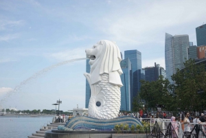 Singapore: Historical Waterway City Exploration Game