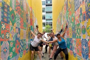 Singapore: Katong Local Food and City Highlights Tour