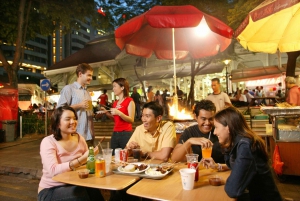 Signature Urban Night Tour: Matupplevelse på gatan i Singapore vid solnedgången