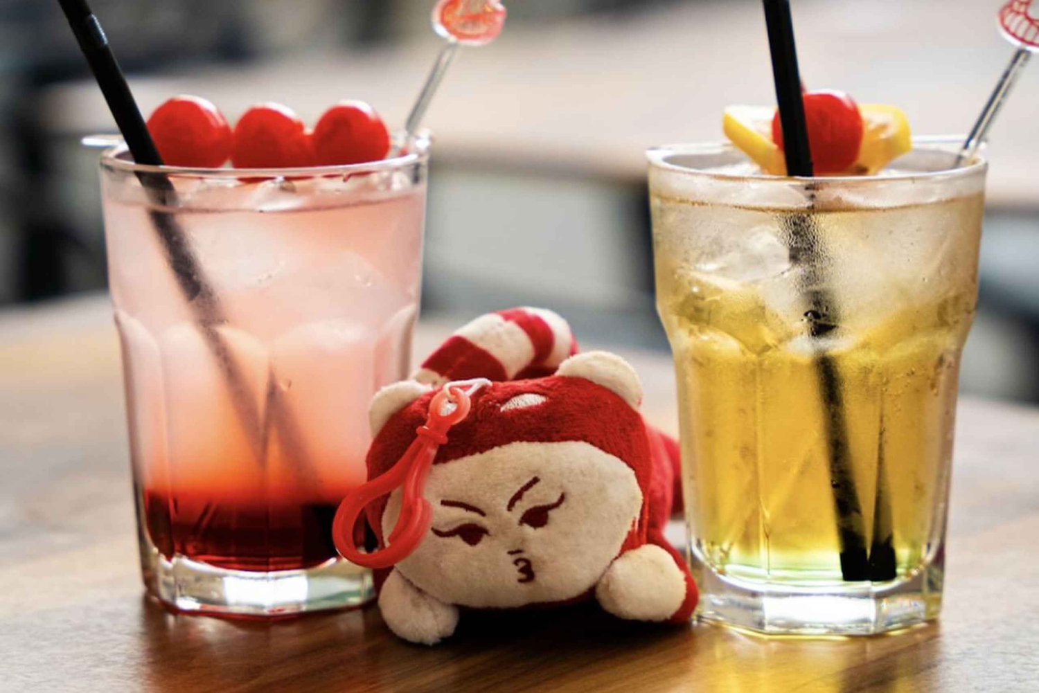 Singapur: RedTail Bar by Zouk Dining Packages