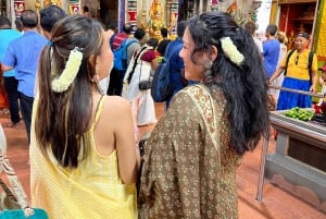 Singapore: Rent Indian Ethnic wear and roam Little India!