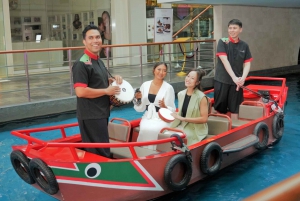 Singapore: Sampan Boat Ride Ticket at the Marina Bay Sands
