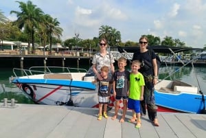 Excursion en hors-bord « Frissons et détente dans les îles du sud de Singapour »