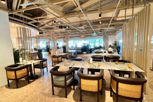 Singapore Speedboat Cruise & Marina Dining Combo