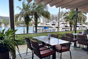 Singapore Speedboat Cruise & Marina Dining Combo