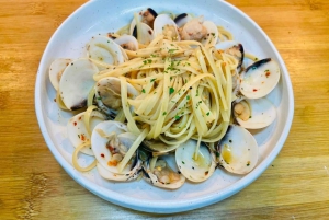 Singapore Speedboat Cruise & Marina Dining Combo