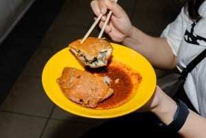 Singapore Stories Food Tour with 12+ Tastings