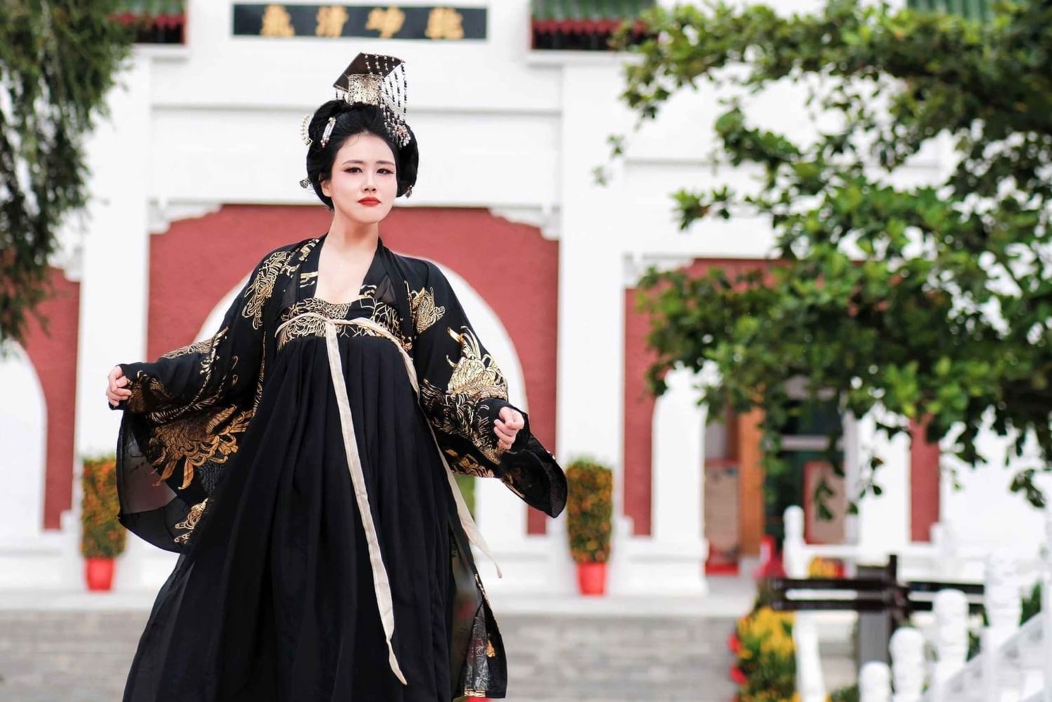 Prøve av tradisjonelle kostymer fra Singapore: Peranakan Nyonya, Hanfu