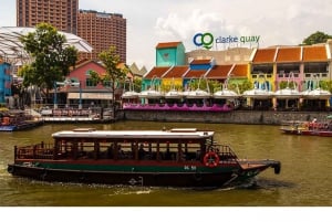 Singapore Walking Tour & River Cruise