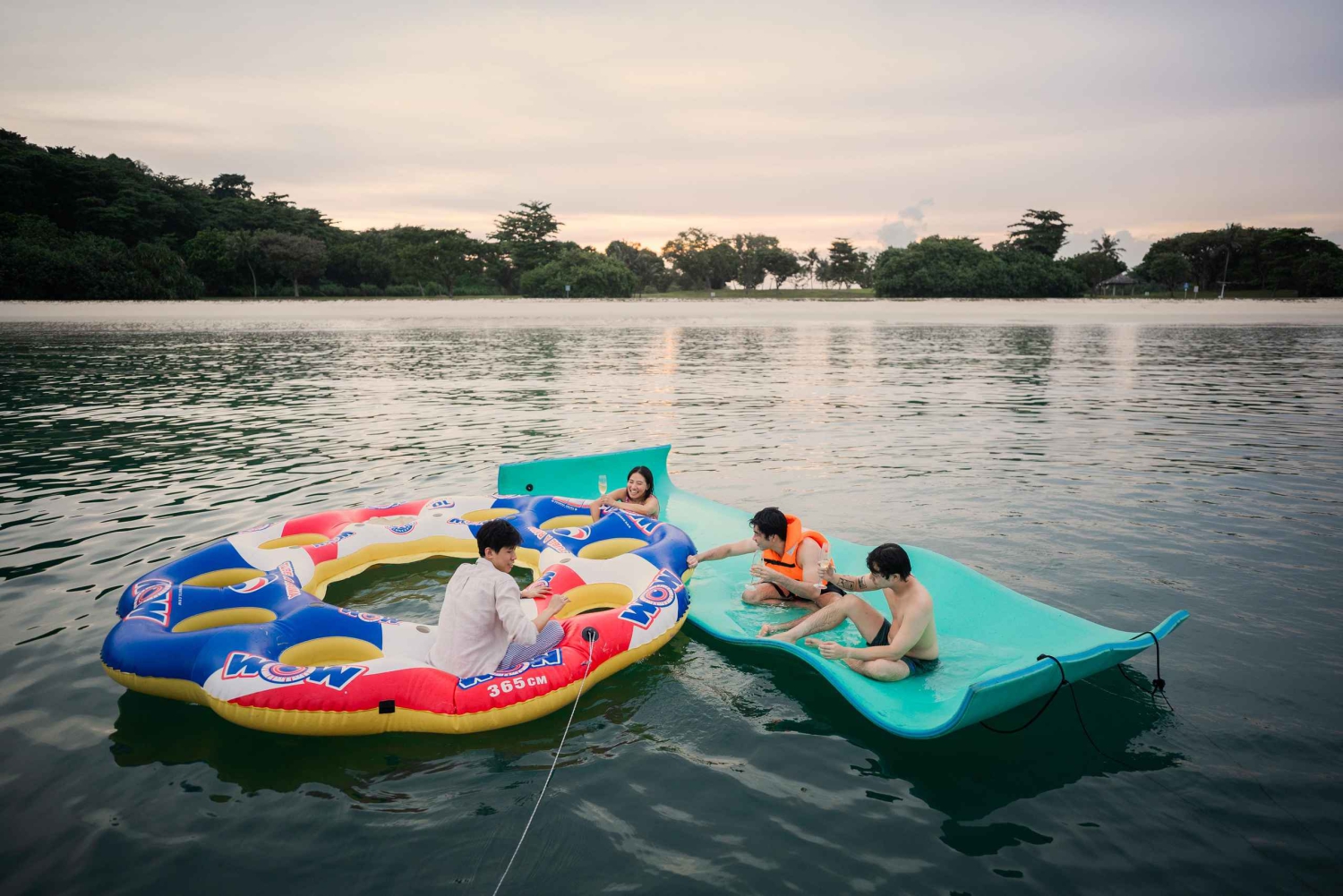 Location de bateaux à Singapour à bord de SunRider