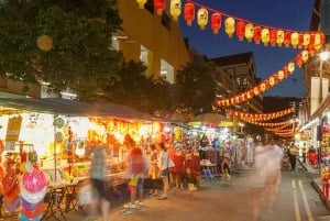 シンガポール中心部のウォーキングツアーと伝統的なSG料理