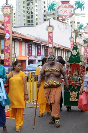Thaipusam devotee