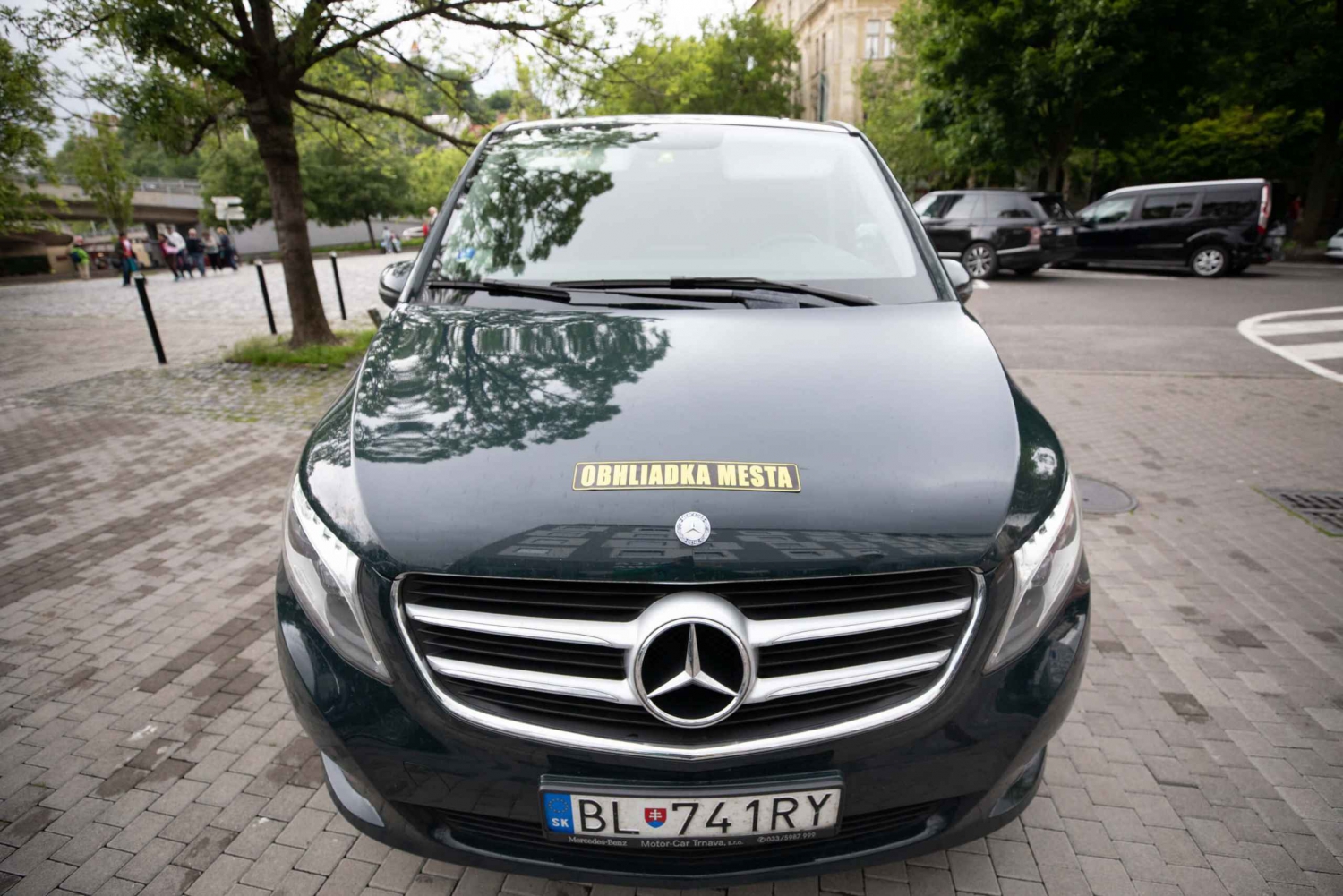 Bratislava: Private City Highlights Tour by Car