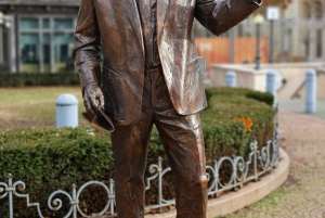 Bratislava: Budapest Private Tour with Memento Park