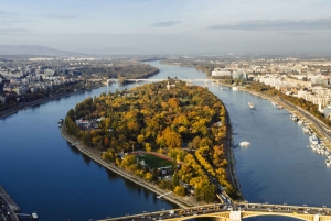 Bratislava: Budapest Private Tour with Memento Park
