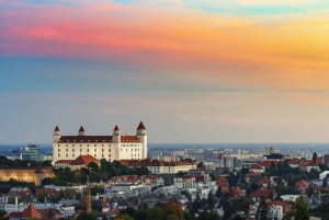 Castello di Bratislava: Tour guidato a piedi con audioguida sull'App