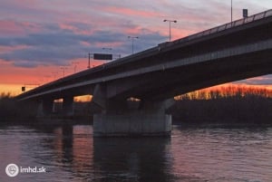 Bratislava: Risteily - Devínin linna meno-paluu