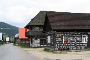 Bratislava (dagstur): Bojnice slott, Čičmany, Aphrodite Spa