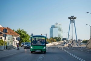 Bratislava : billet pour une visite en bus à arrêts multiples d'une jounée