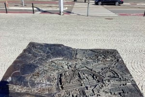 Bratislava : ville, rideau de fer et bunker en vélo électrique