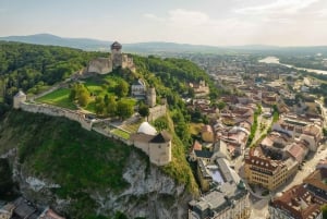 Bratislava: Slovakia Castle Photography Tour & Wine Tasting