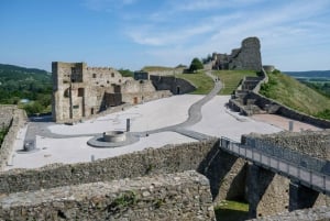 Bratislava: Slovakia Castle Photography Tour & Wine Tasting