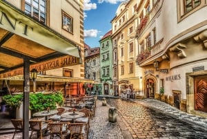 Budapest: Transfer till Prag med 2 timmars sightseeing